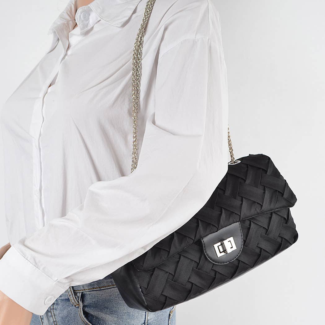 Pleated Satin Flap Shoulder Bag: Green