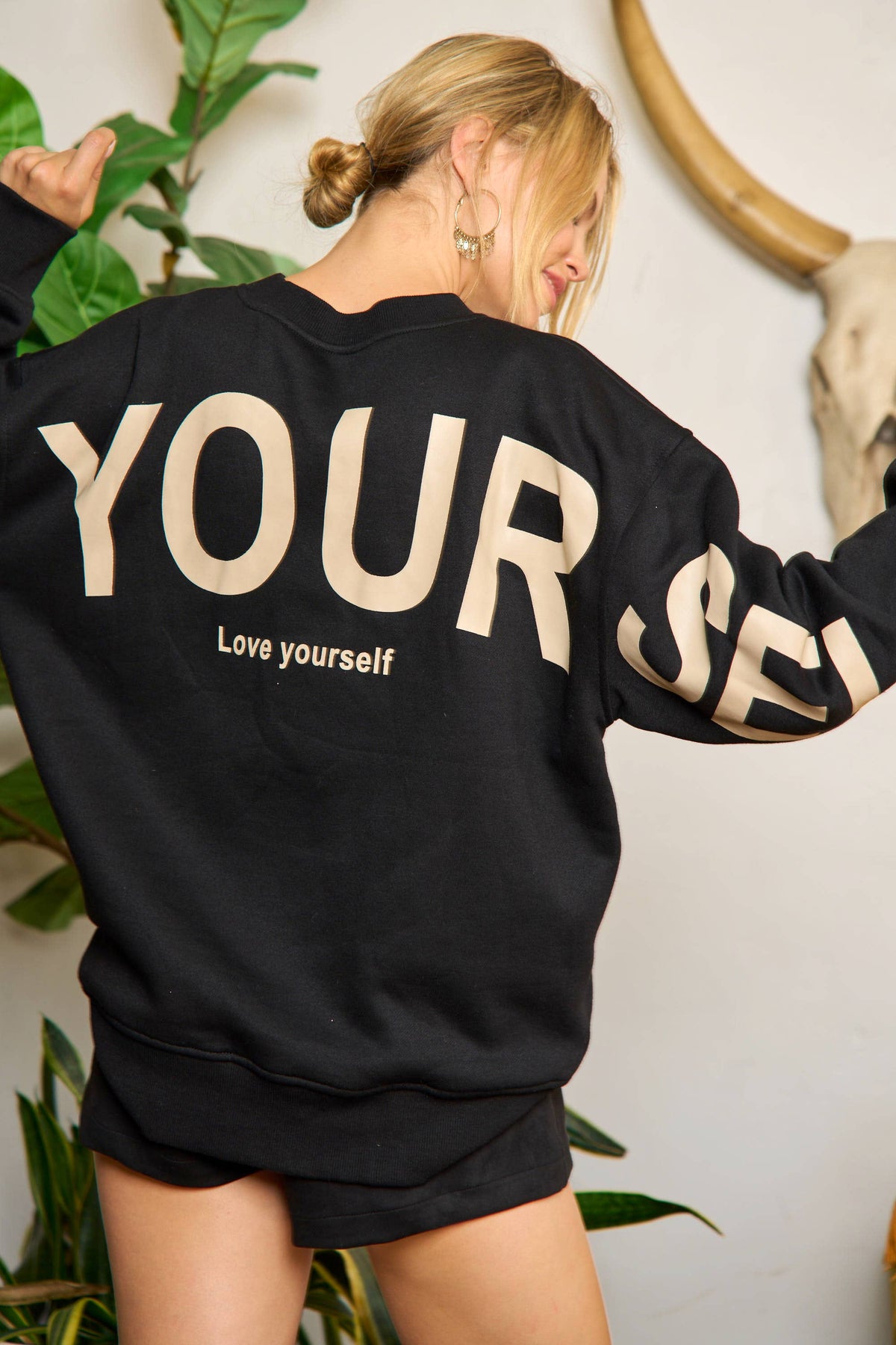 Be Yourself Love Yourself Printed Oversized Sweatshirt: OLIVE / S