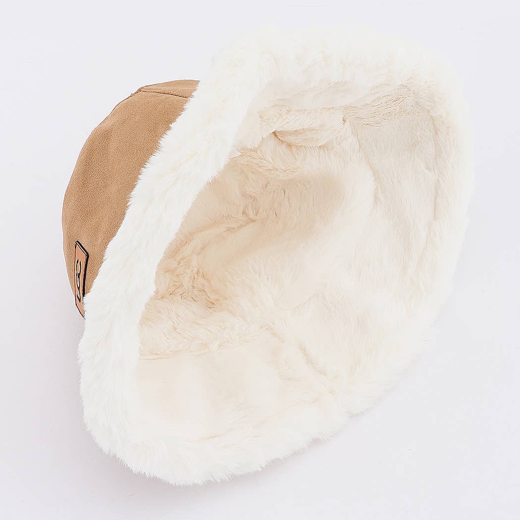 Fleece Trim Suede Bucket Hat With Logo Patch: BG