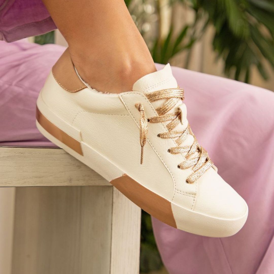 Zion Lace up Sneakers