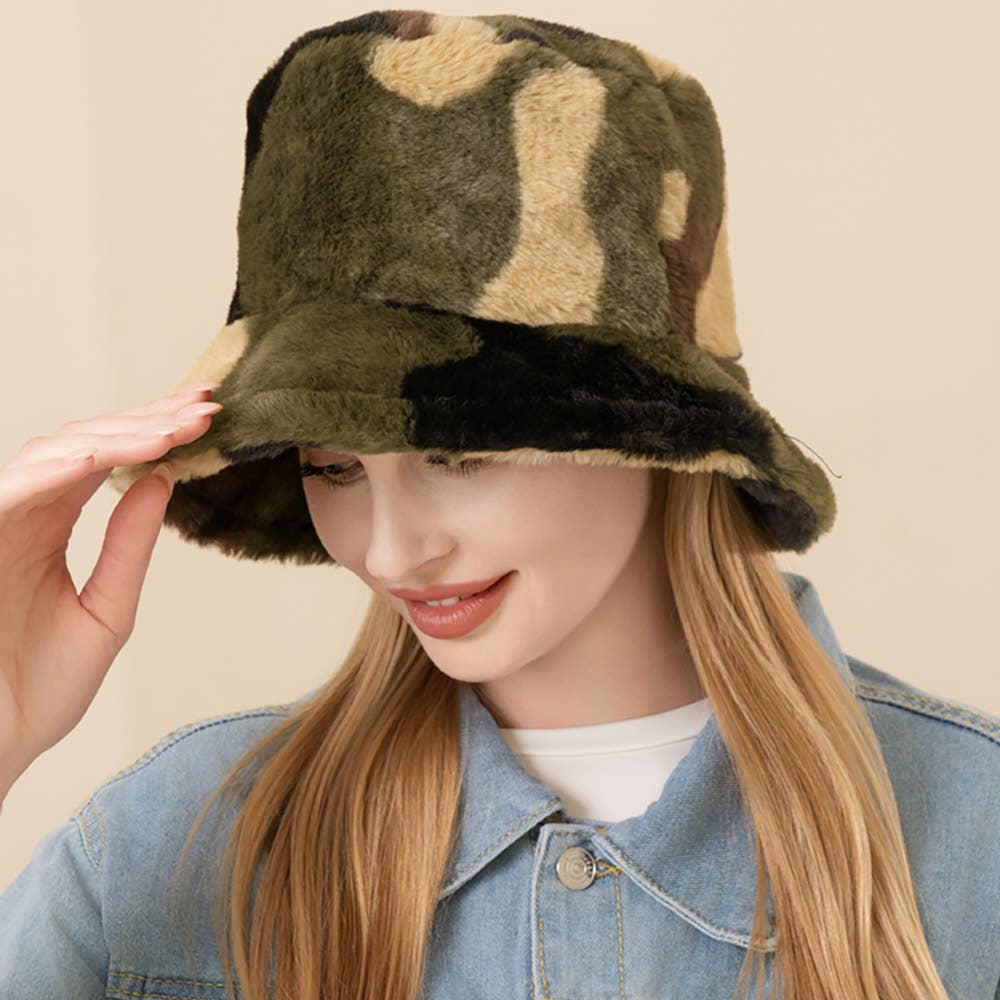 Faux Fur Camouflage Patterned Bucket Hat