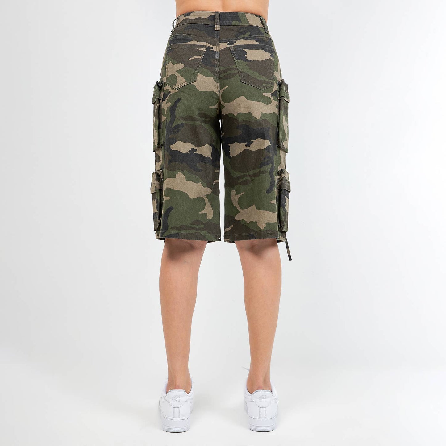 PLUS SIZE CAMOUFLAGE MULTI POCKETS CARGO JORTS-RSS30821CMP: CAMO / Plus Size / 2XL