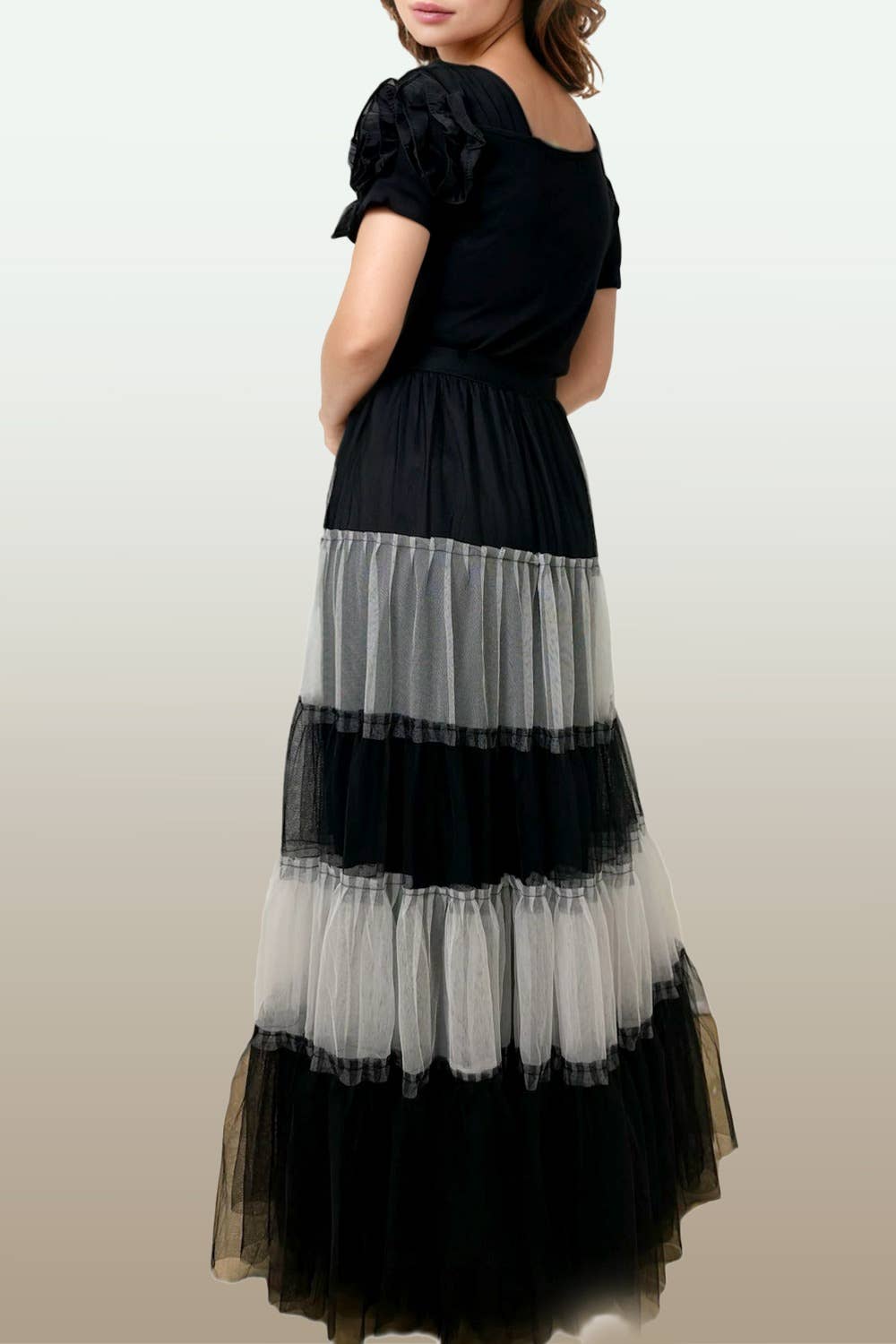 X7953 TIERED TULLE RUFFLE SKIRT: BLK/WHT / L