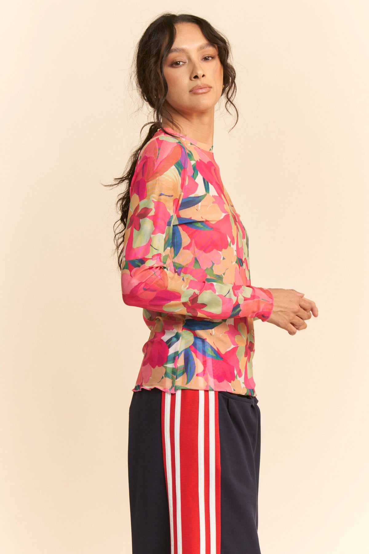 Plus - Vibrant Floral Print Mesh Long Sleeve Top: Pink Multi / 3XL