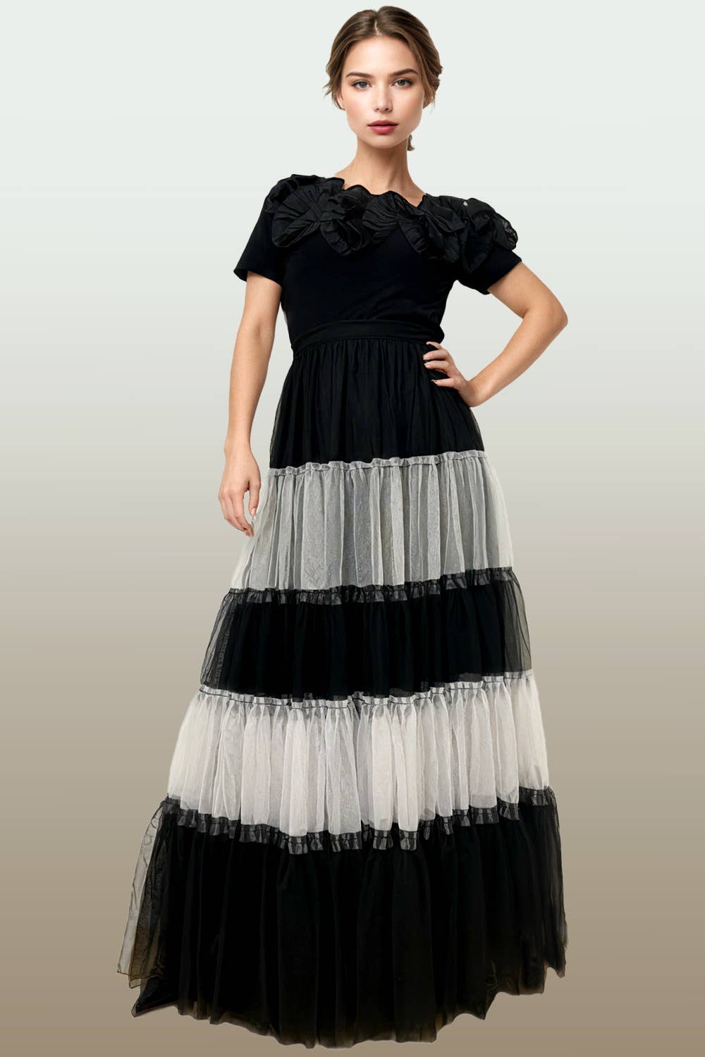 X7953 TIERED TULLE RUFFLE SKIRT: BLK/WHT / M